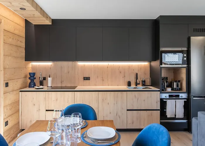 Neuf, 4 Personnes, Terrasse, 15 Min Du Centre De - Fr-1-569-96 * Megève